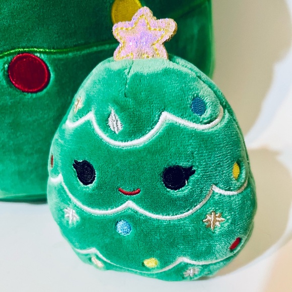 🎄Carol Christmas Tree Squishmallow - Picture 3 of 4